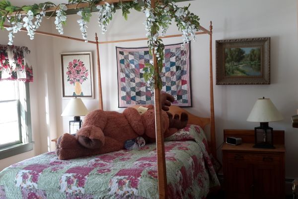INN AT BUCK HOLLOW FARM (Fairfax)